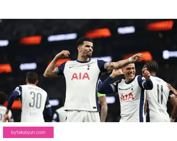 热刺队新赛季阵容调整迎战英超冠军，表现值得关注